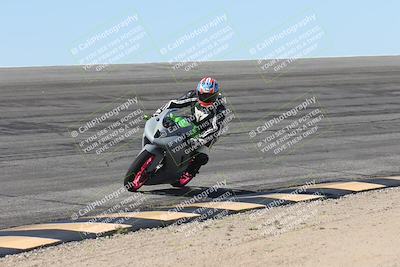 media/Oct-13-2025-Moto Forza (Mon) [[a66d839500]]/4-C Group/Session 2 (Bowl)/